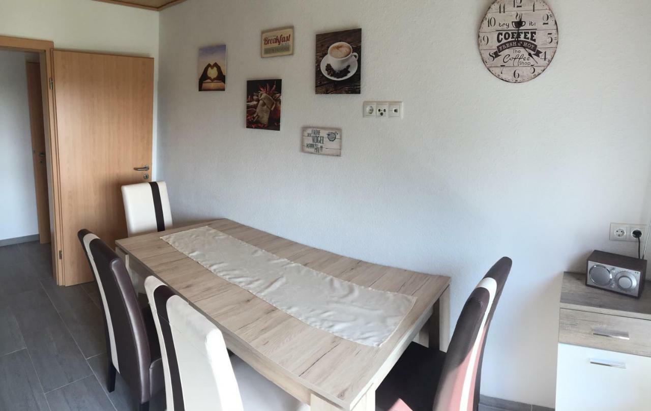 Apartamento Alte Tankstelle Strassenhaus Exterior foto